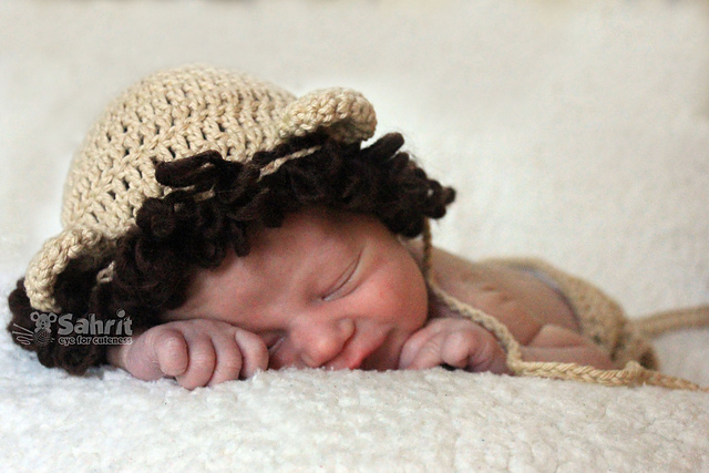 Lion Bonnet and Diaper Cover