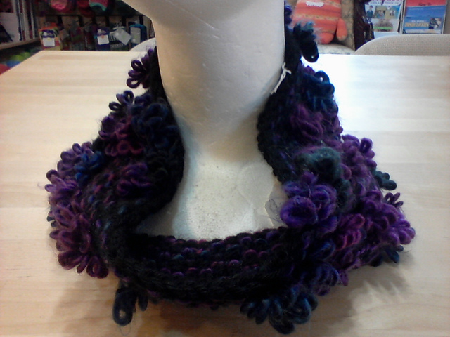 Linen Blossoms Cowl