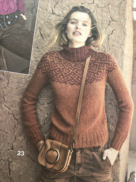 # 23 Rostfarbener Pulli mit Fair-Isle-Passe
