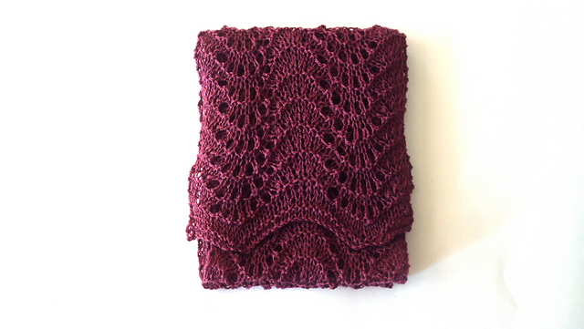 Lace Scarf with Fan motif