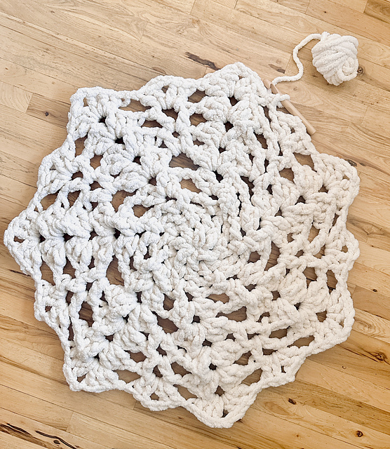 Bernat Blanket Big Doily