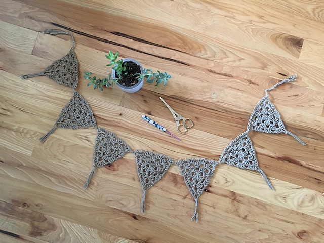 Granny Triangle Bunting