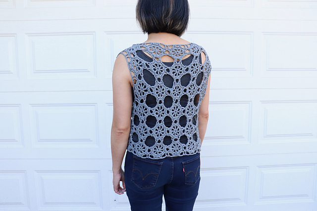 ZZ Twist Vest