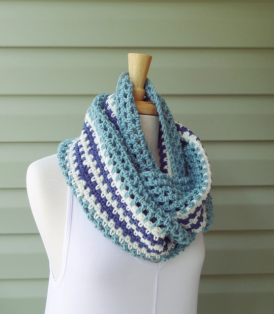 S098 Infinity Scarf