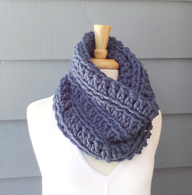 C079 Jasmine Cowl