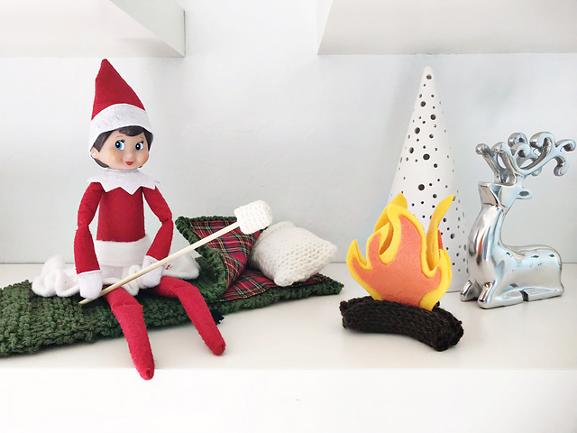 Ravelry: Elf on the Shelf Sleeping Bag and Campfire pattern by Sally ...