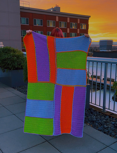 Retro Stripes Blanket