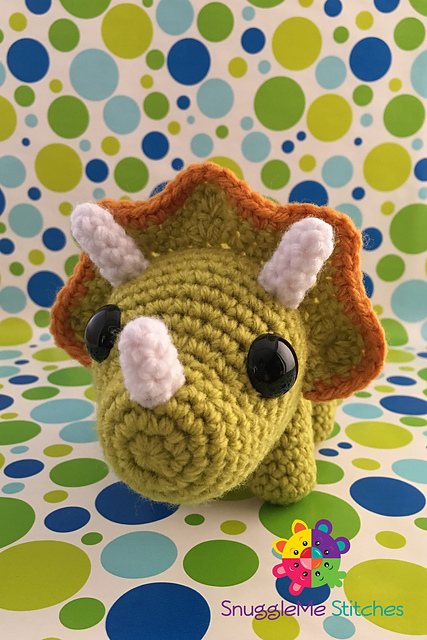 SnuggleMe Triceratops {Dinosaur}