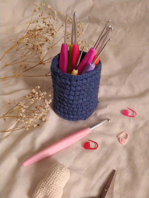 Crochet Hook & Pen Holder