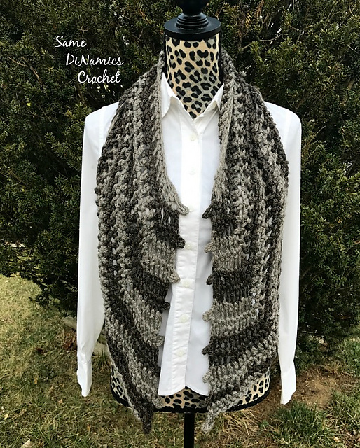 Eccentric Geo Scarf