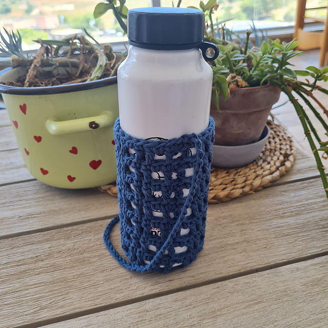 Carla Water Bottle Holder
