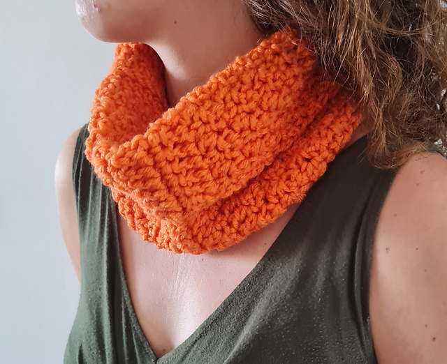 Mango Cowl