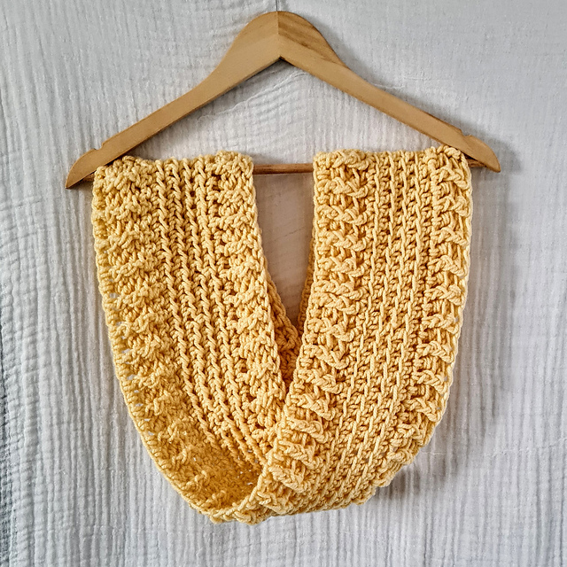 Sunshine infinity Scarf