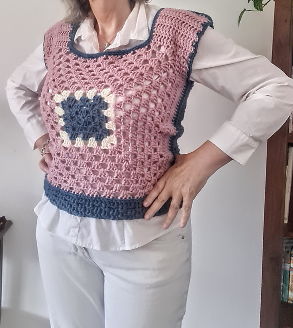 Monday Granny Vest Top
