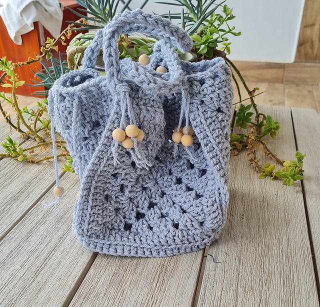 Square Granny Bag