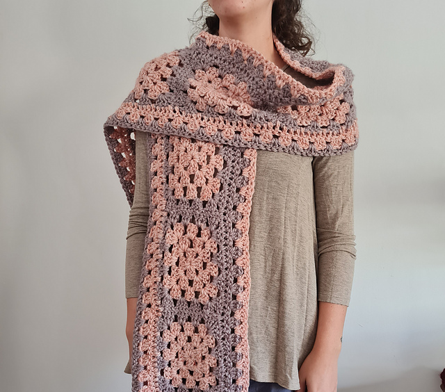Granny Rose Scarf