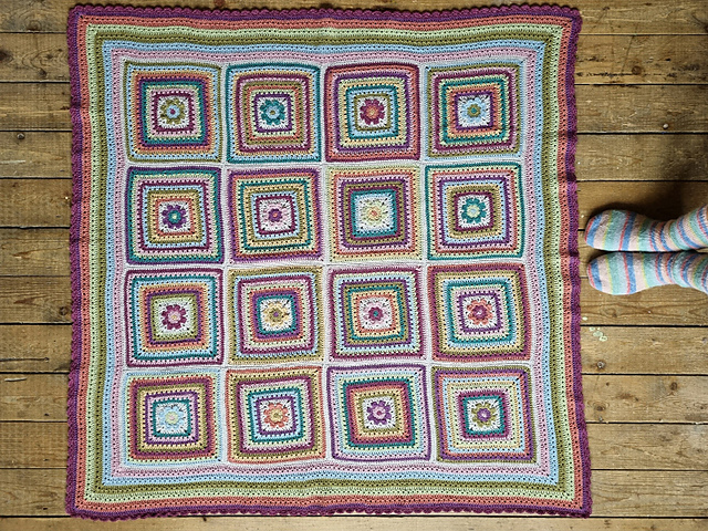 Flowerpress Blanket
