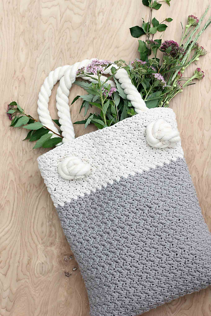 Easy + Modern Bag
