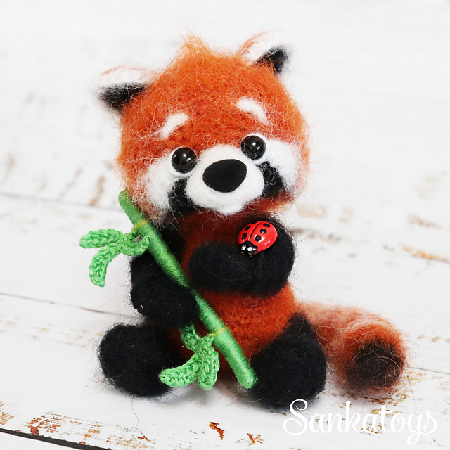 Ravelry: Little red panda Fiery pattern by Oksana Berejshik