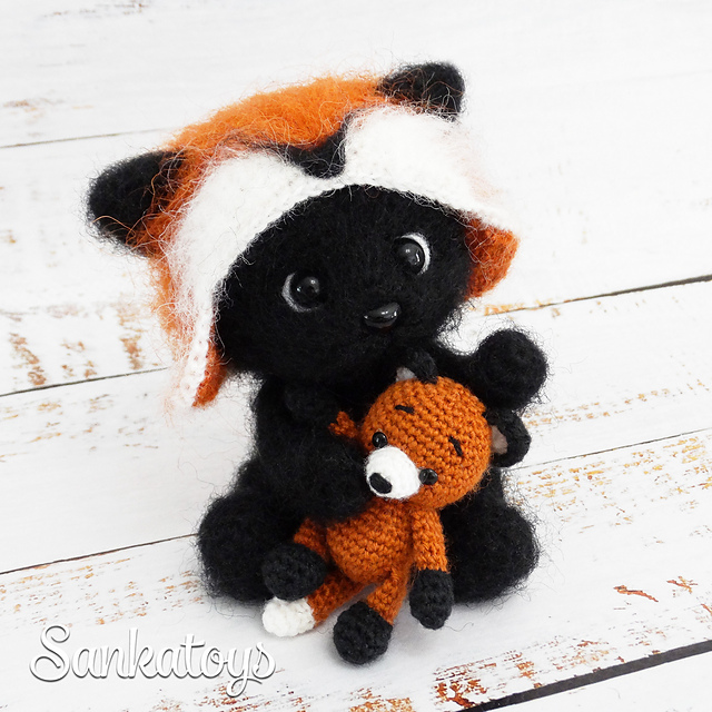 Halloween Cat with Fox