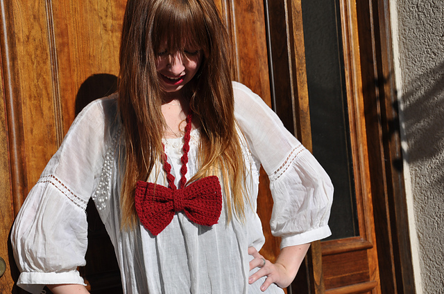 The Bowtie Necklace