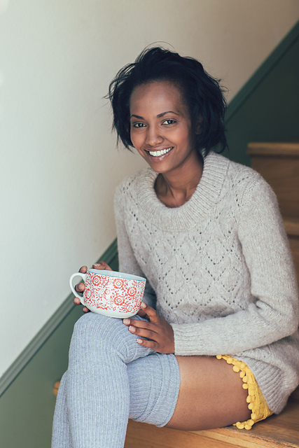 Latte Pullover
