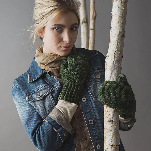 Cedar Mittens