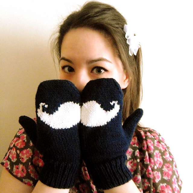 Moustache Mittens