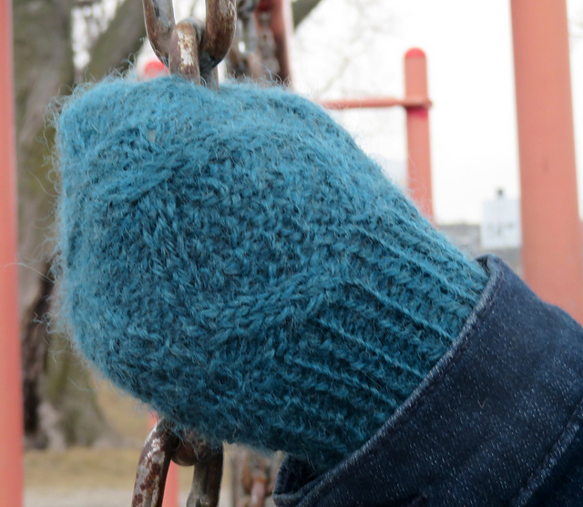 Woodland Mittens