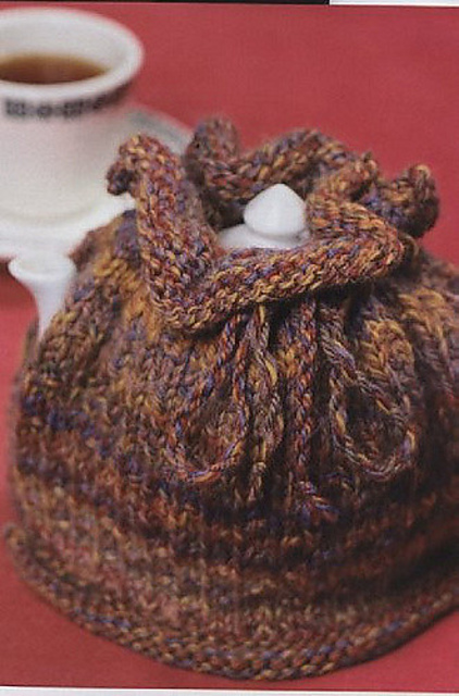 Red Tea Cosy