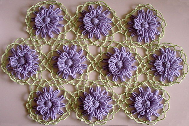 The Lace Crochet Join for Flower Looms