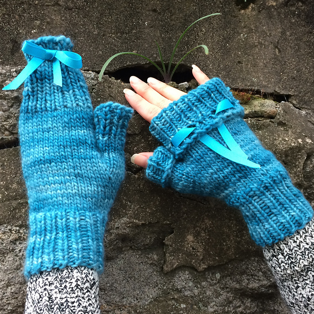 Fasten Convertible Mitts