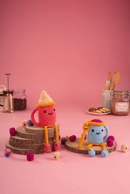 A Hug in a Mug Pals