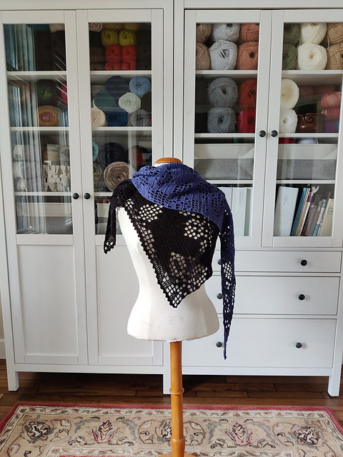 Oriole Shawl