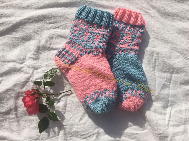 Toddler Lovely Blue in Pink Sock