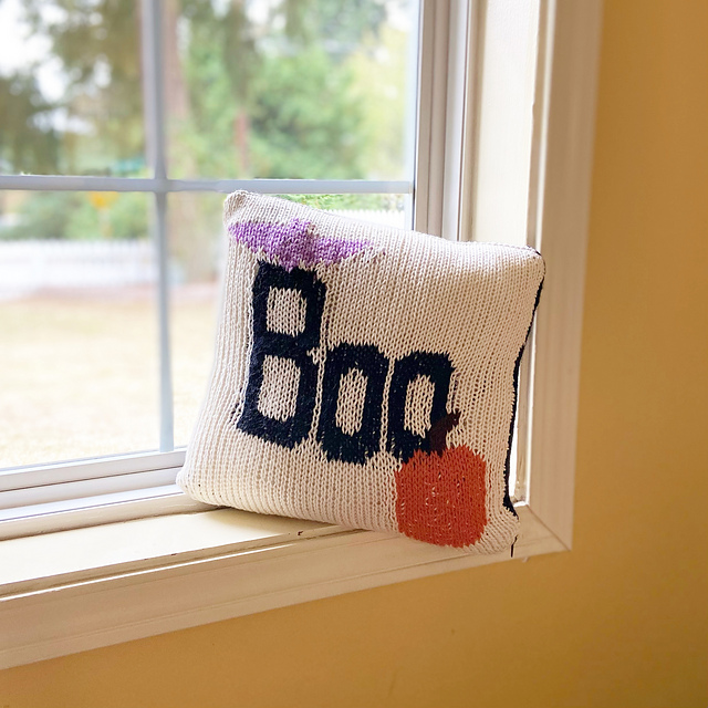 BOOtiful Pillow