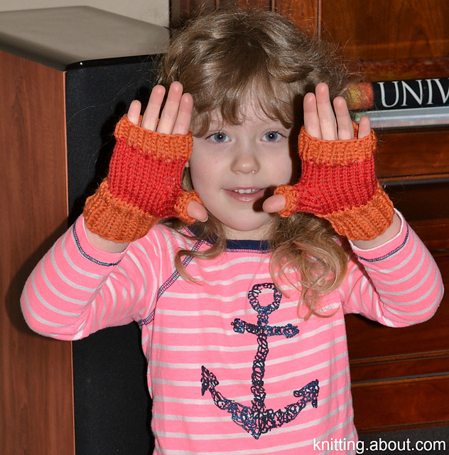 Kid's Fingerless Mitts