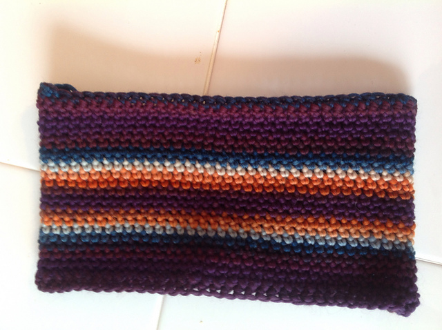 Simple crochet snug cowl