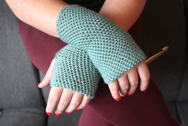 Garter Stitch Fingerless Gloves