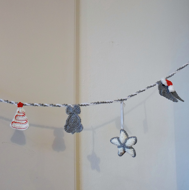 Christmas Garland (Christmas CAL FINALE)