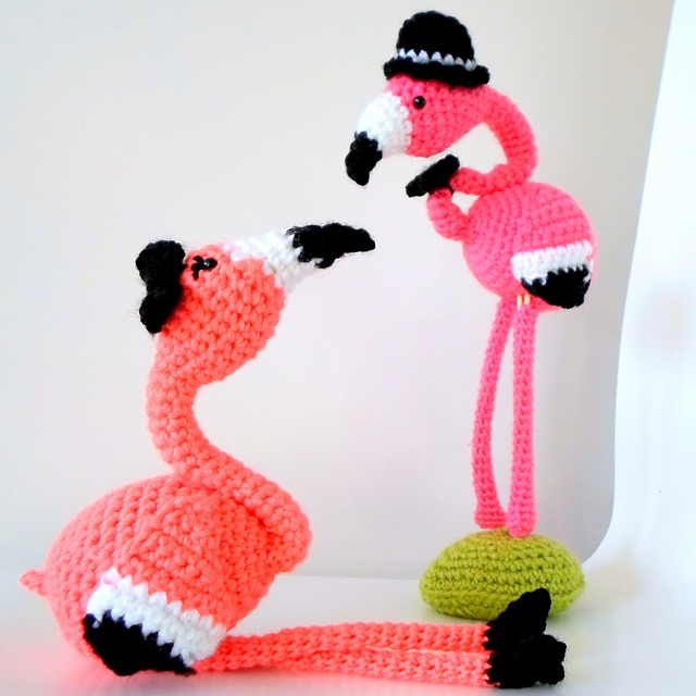 Mr & Mrs Flamingo