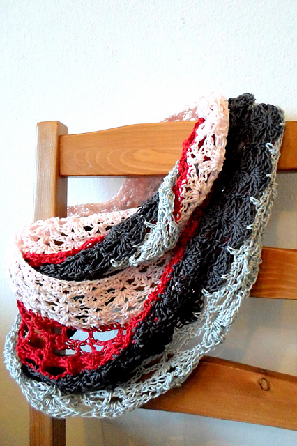 Lovely Lace Cowl