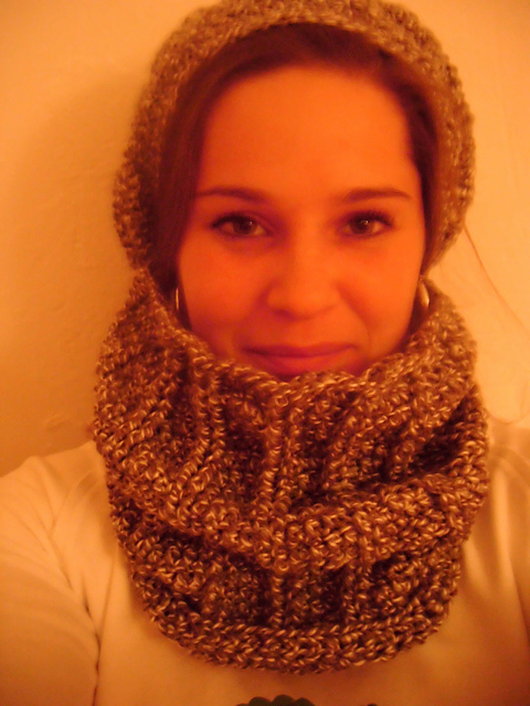 Quick and cozy cowl