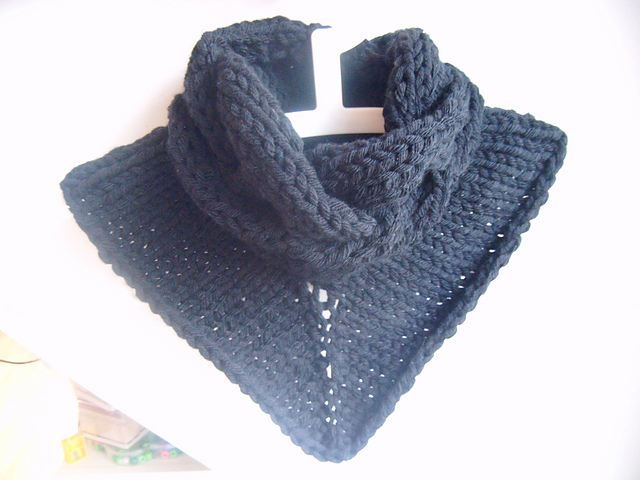 Braided cowl