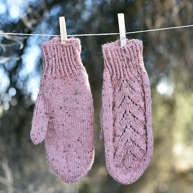 Chelsea Mittens