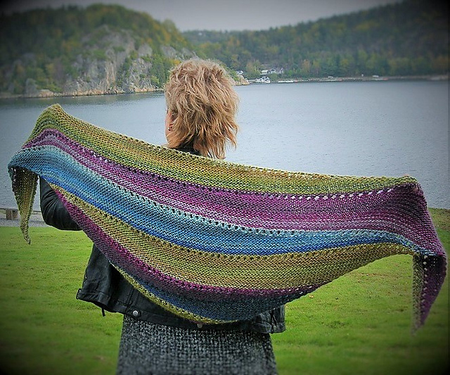 Ronja Triangle Shawl