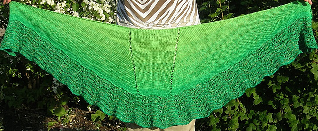 Smaragd (Emerald) Shawl