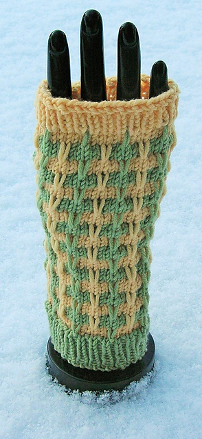 Mustard Green Mittens