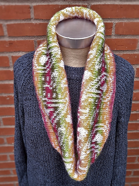Paisley Cowl