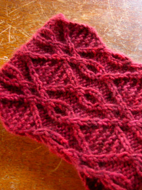 Royal Lattice Cowl